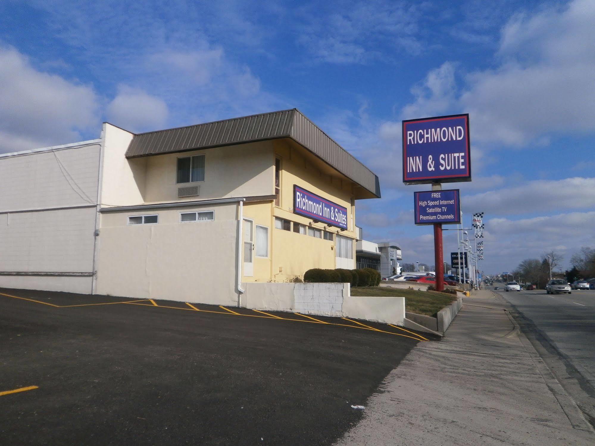 Richmond Inn&Suites Exterior foto